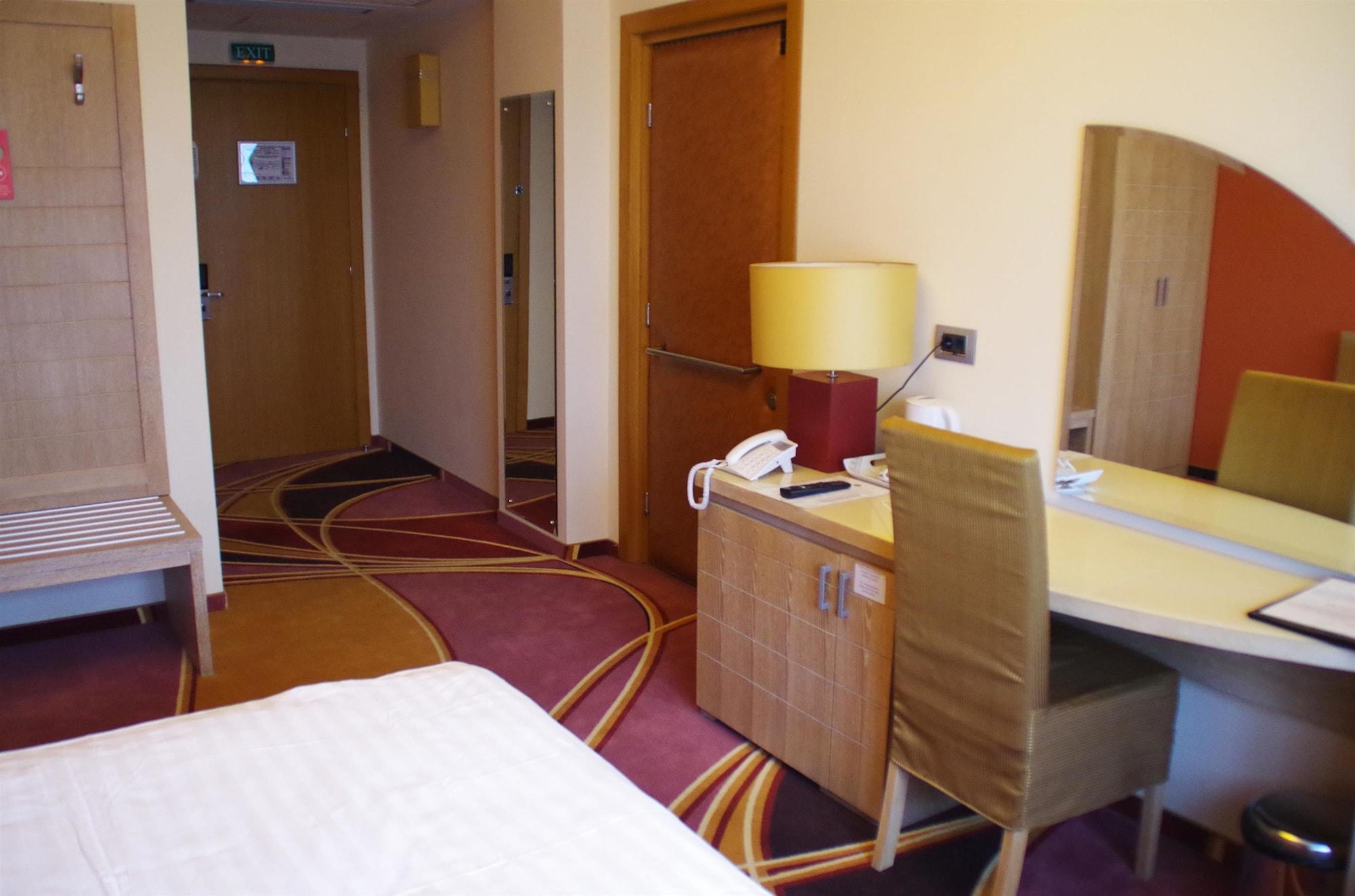 Mari Vila Hotel Bükreş Dış mekan fotoğraf